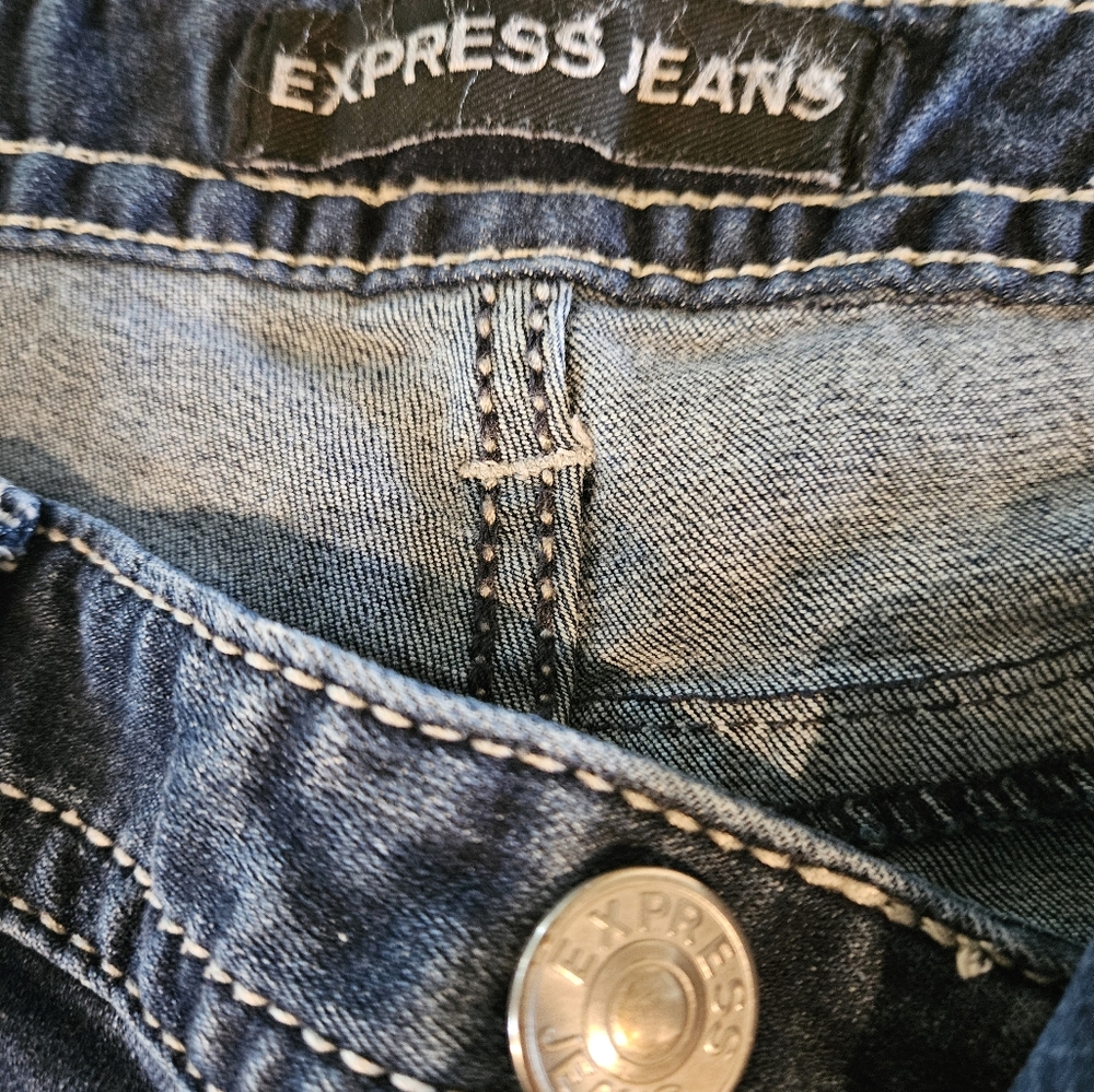 Express boot cut jeans size 8 - Picture 3 of 4